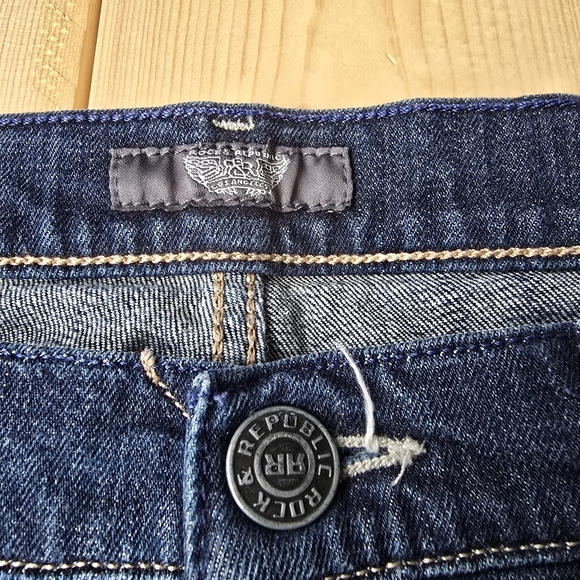 Rock & Republic Stella Straight Leg Blue Denim Jeans Size 30 - Picture 7 of 13